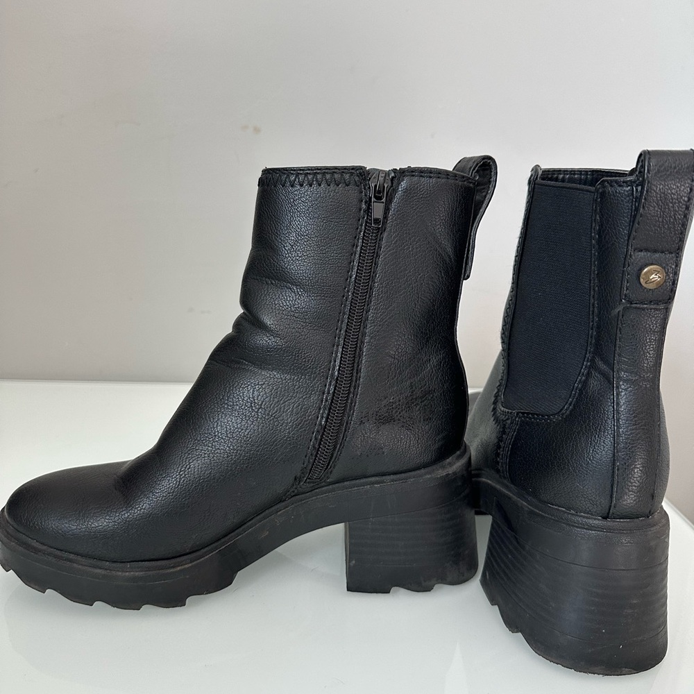 Elegant Black Ankle Booties
